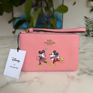 NWT Disney X Coach Corner Zip Wristlet With Ice Skate Motif CN026 Light Blush